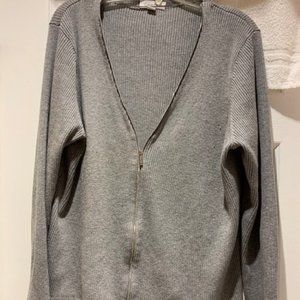 SALE!!!!    CALVIN KLEIN classy GREY ZIP SWEATER